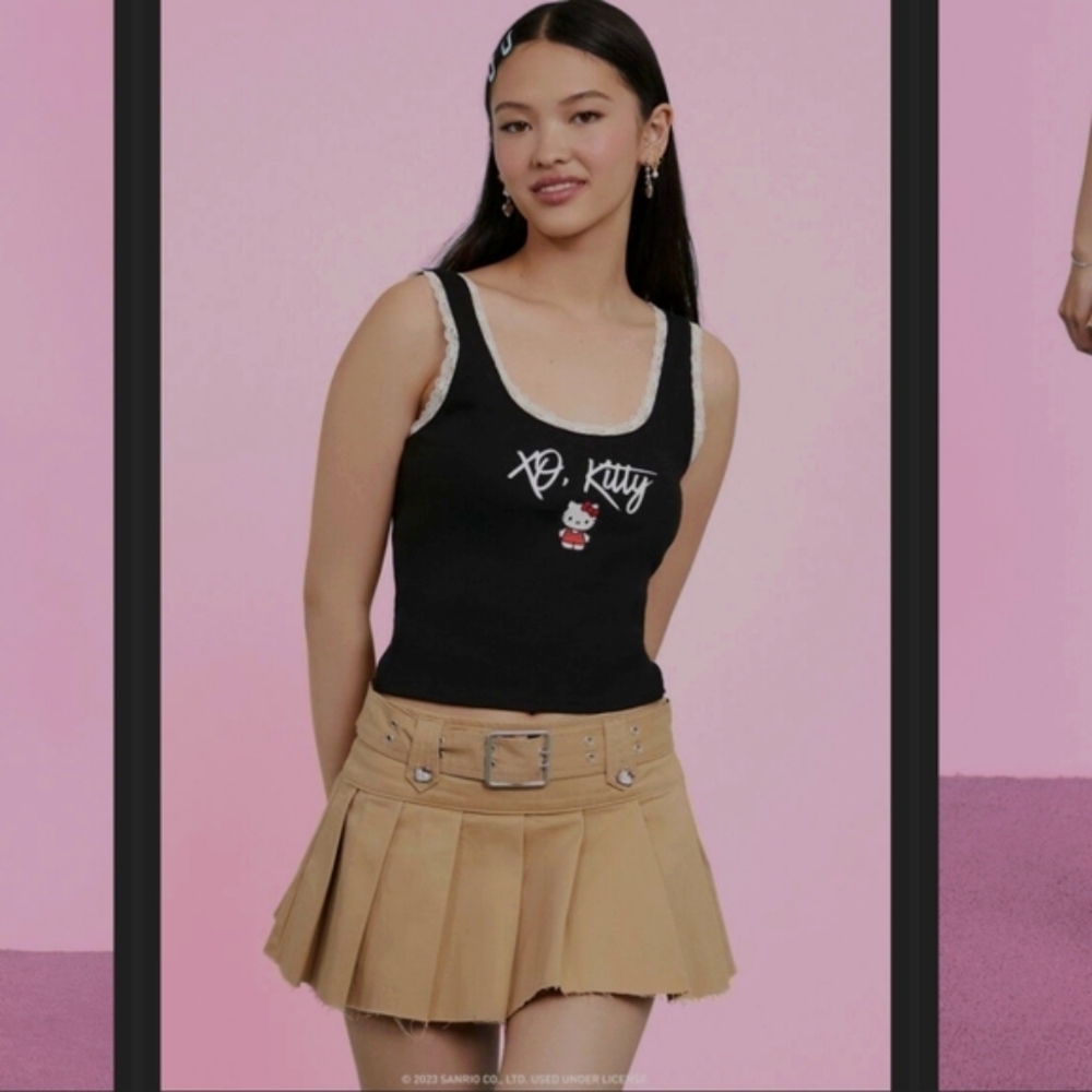 Forever21 Hello Kitty XO Kitty Mini Skirt Medium Khaki